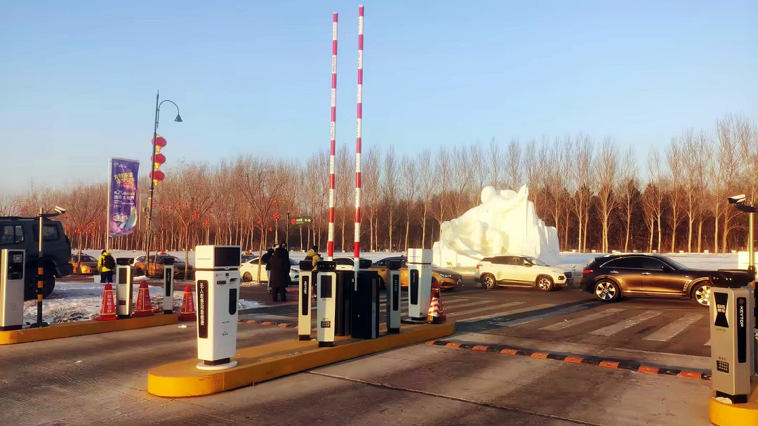 “爾濱”強勢出圈，科拓智慧停車(chē)助力多個(gè)景區迎接“八方來(lái)客”